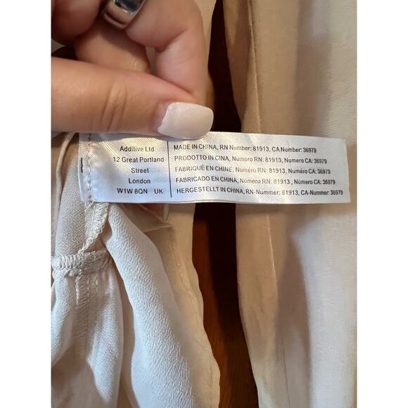 NWT Darling Women's Stephanie Chiffon Crochet Button Down Blouse Blush Size M - Picture 6 of 11